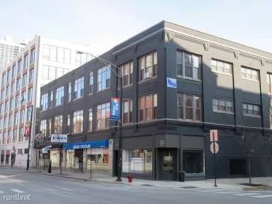 Main picture of 245 W North Ave