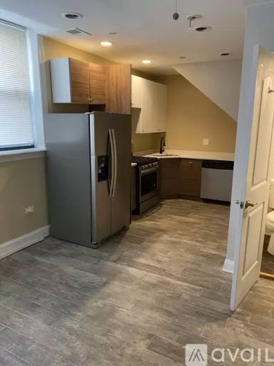 Main picture of 6612 S Kenwood Ave