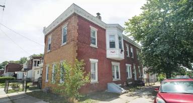 Main picture of 5040 Florence Ave