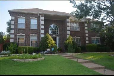 Main picture of 4433 English Oak Dr