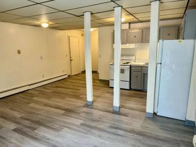 Main picture of 27 Maple Ave
