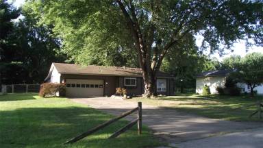 Main picture of 22098 Farmwood Dr