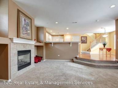 Main picture of 2758 Florence St