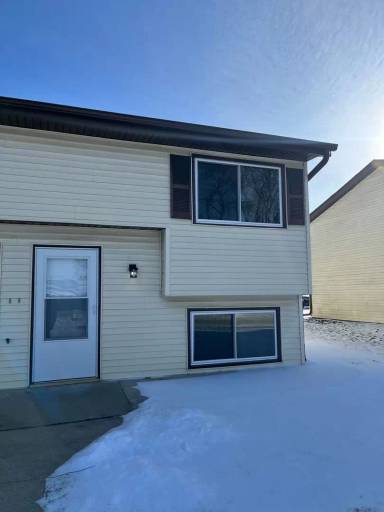 Main picture of 545 Sandra Ln