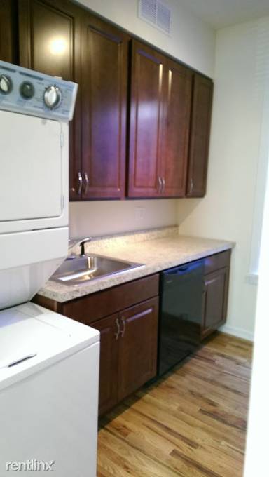 Main picture of 2409 N Spaulding Ave