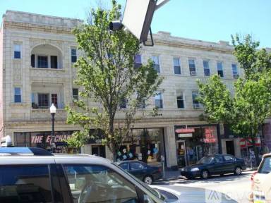 Main picture of 5854 Forbes Ave