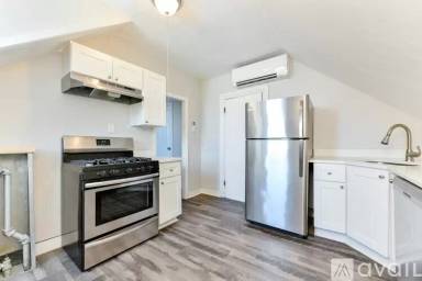 Main picture of 47 Appleton St