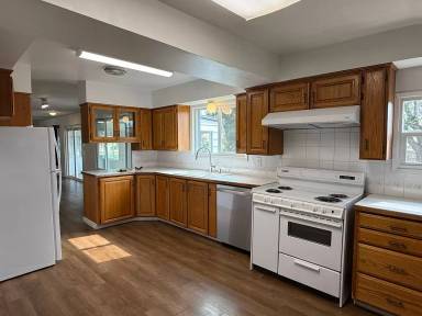 Main picture of 16919 W Silver Lake Rd