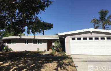 Main picture of 671 Cambridge Dr