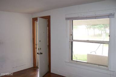 Main picture of 1352 Wilmot Ct