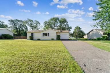 Main picture of 512 Sommers Landing Rd N