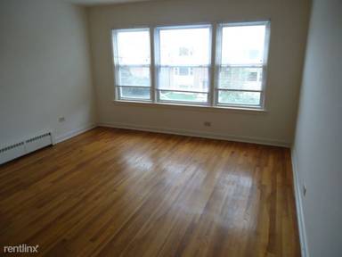 Main picture of 2549 W Summerdale Ave