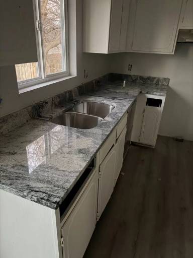 Main picture of 6508 W 46th St