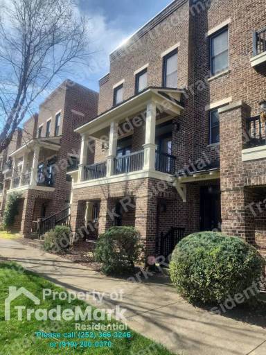 Main picture of 520 John Haywood Way