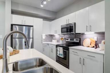 Main picture of 2520 Piedmont Rd NE