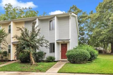 Main picture of 500 Garner Townes Ln