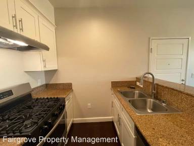 Main picture of 11740 Vanowen St