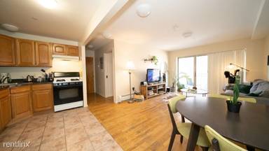Main picture of 3132 31st St