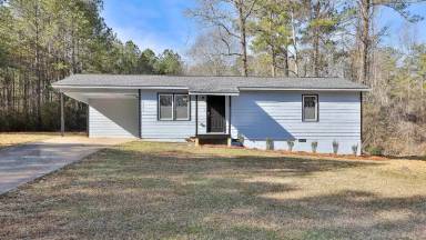 Main picture of 785 Ballard Bridge Rd