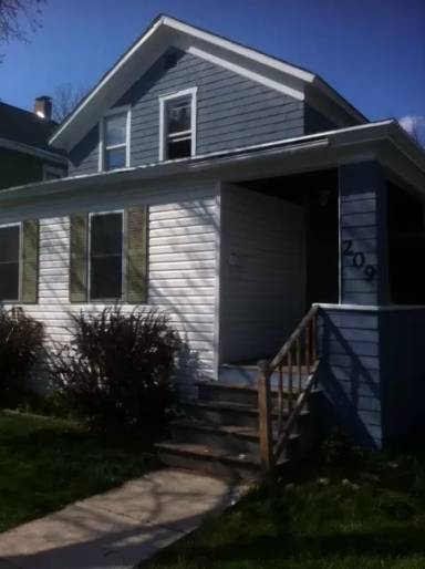 Main picture of 201 E Yates St