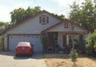 Main picture of 2003 N Fruit Ave