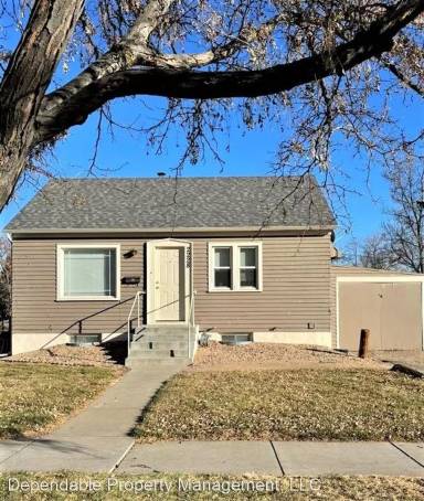 Main picture of 2216 9th Ave