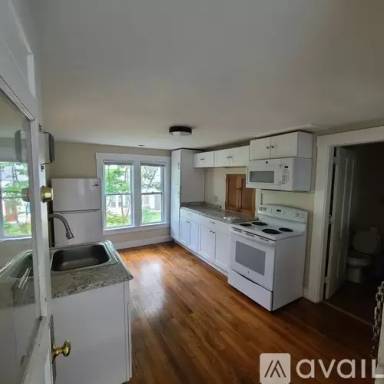 Main picture of 180 S Lincoln St
