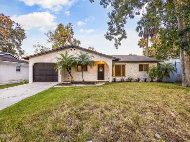 Main picture of 1939 Blake Pl