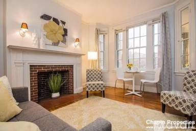 Main picture of 1253 Beacon St