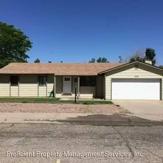 Main picture of 2504 Greenway Cir