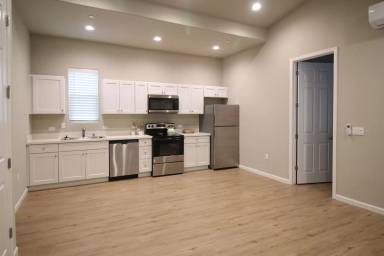 Main picture of 6010 E Sussex Way