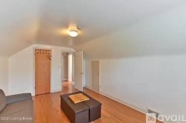 Main picture of 2810 Alice Ave