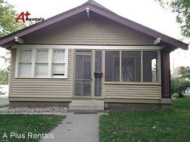 Main picture of 1204 S Spring Ave