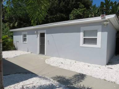 Main picture of 3805 W Leona St
