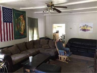 Main picture of 1207 Warner St