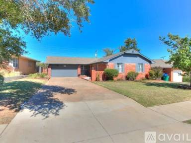 Main picture of 3309 NW 62nd St