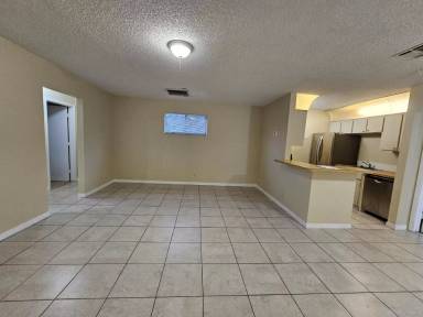 Main picture of 15 Crossings Cir