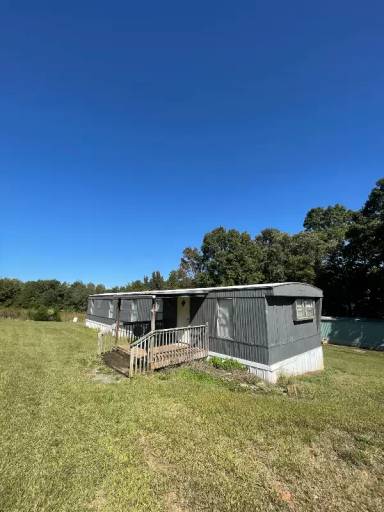 Main picture of 132 Gantt Rd