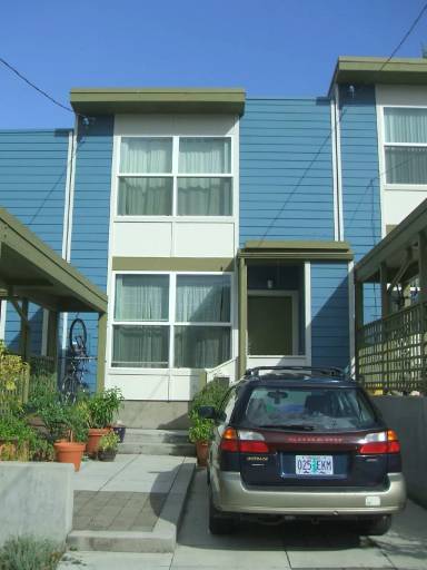 Main picture of 3634 SE 33rd Ave