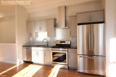 Main picture of 19 Lincoln Ave