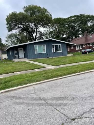 Main picture of 217 Fernwood St