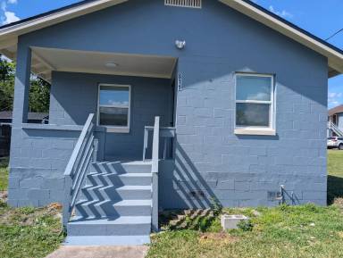 Main picture of 811 Hills St