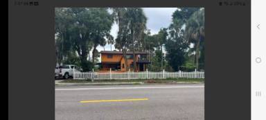 Main picture of 450 Shamrock Dr