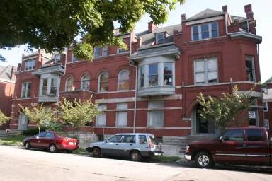 Main picture of 216 W Burnett Ave