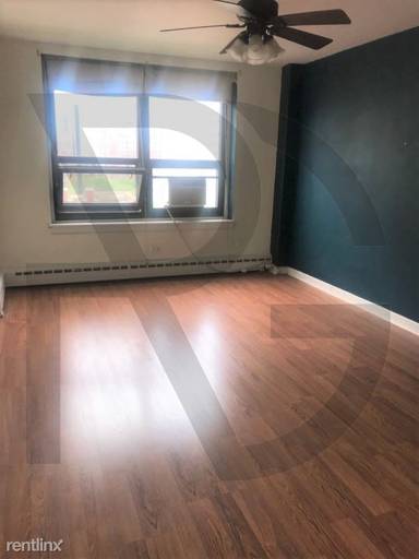Main picture of Wellington Place Apartments