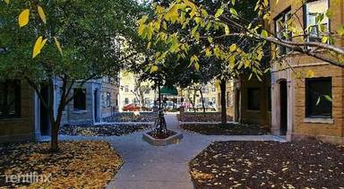 Main picture of 3910-28 N Pine Grove Ave
