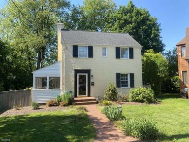 Main picture of 310 Brewster Ct