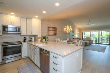 Main picture of 5733 Deauville Cir