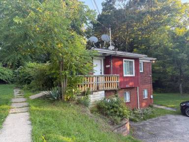 Main picture of 2578 Pitcairn Rd