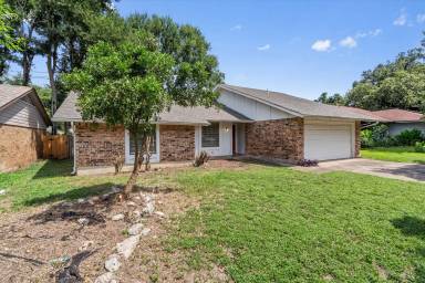 Main picture of 10057 Woodland Village Dr